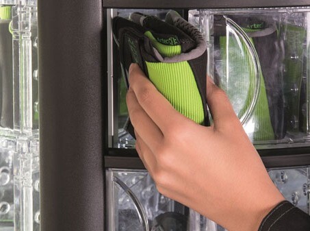 Drehtürschrank